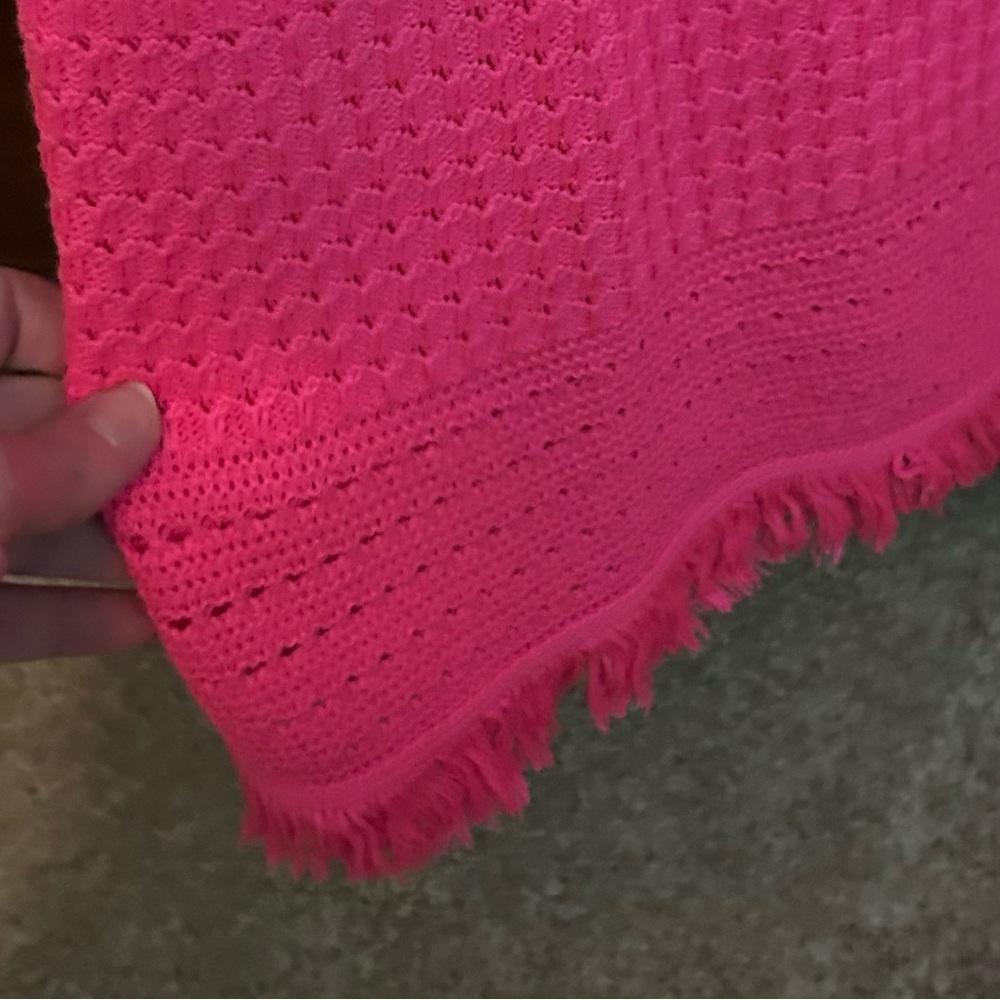Lilly Pulitzer Noble Vibrant Pink Cardigan, Size XL- Flawed-See Pictures - Picture 7 of 16